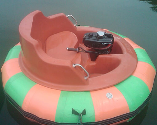 BBM-A-Motorized-Bumper-Boat-For-Swimming-Pools